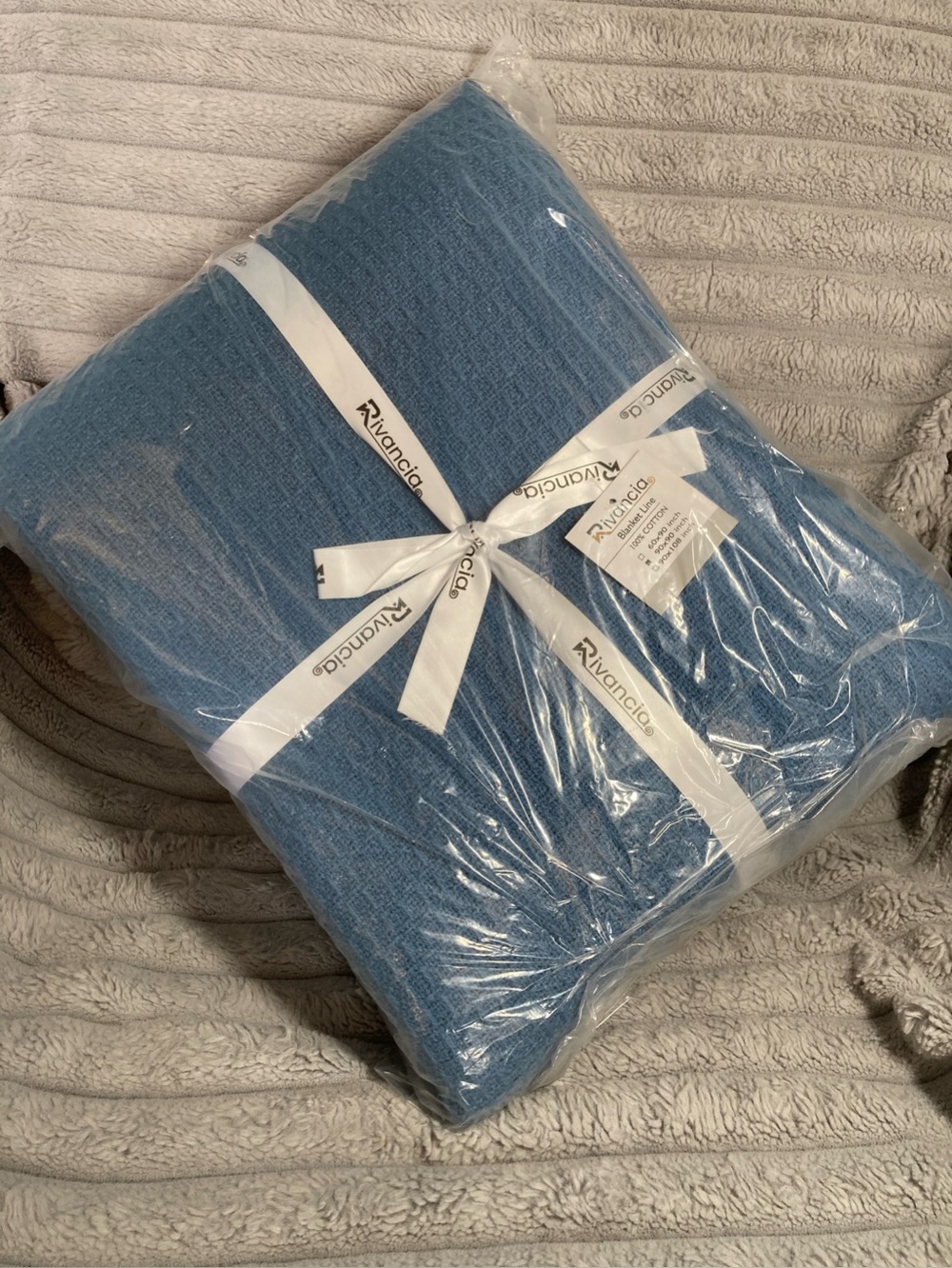 Rivancia:  Waffle Cotton Blanket 90x90 (queen) - BLUE